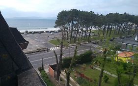 Apartamento primera línea playa d samil